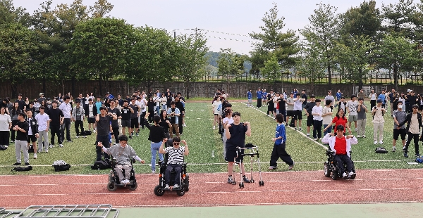 한경국립대 평택캠퍼스, 장애·비장애 학생 함께한 체육대회·소축제 성료 대표이미지